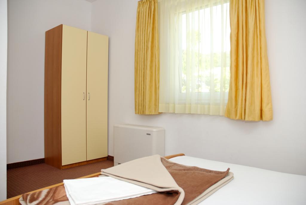Villa Obad Guest House เนอุม ห้อง รูปภาพ