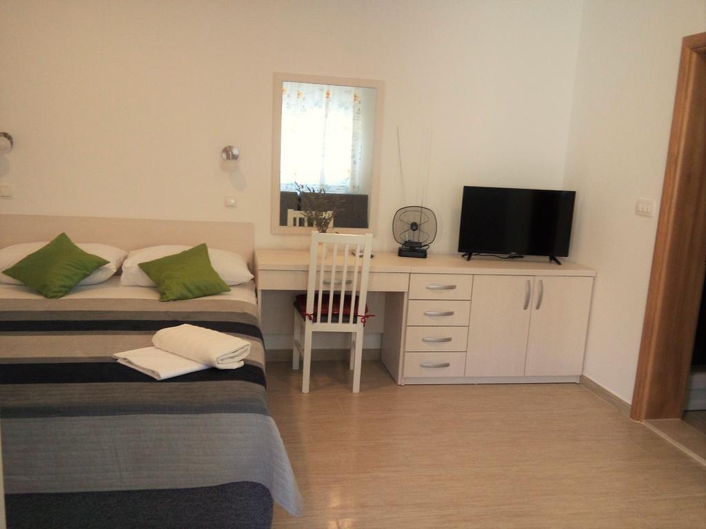 Villa Obad Guest House เนอุม ภายนอก รูปภาพ